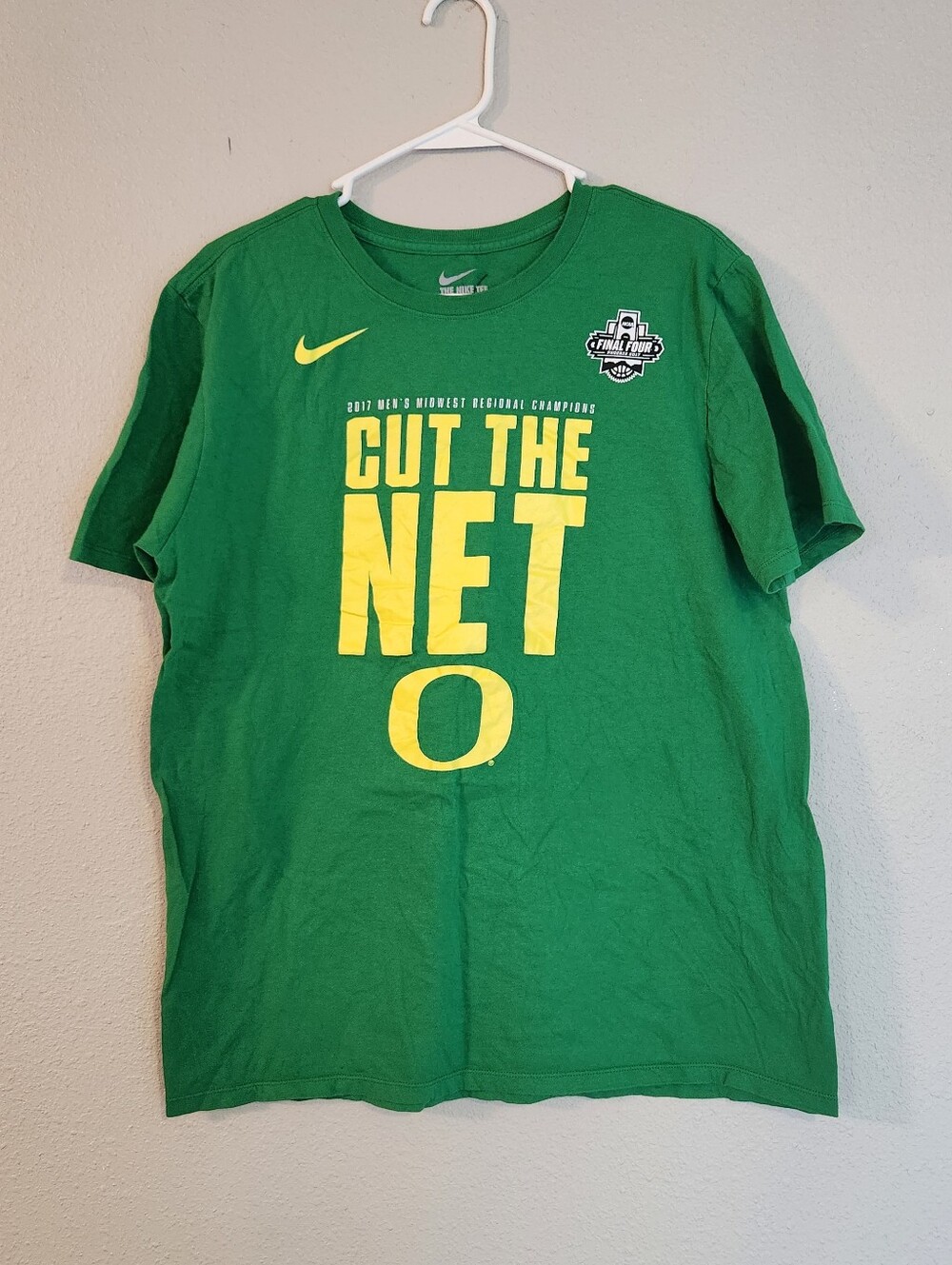 Nike Oregon Ducks Cut The Net Basketball T Shirt Size L